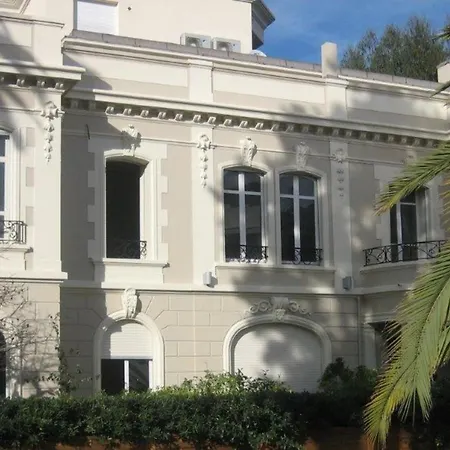Prázdninový dům Henri Camille -pompadour - Center - 8 Min Palais